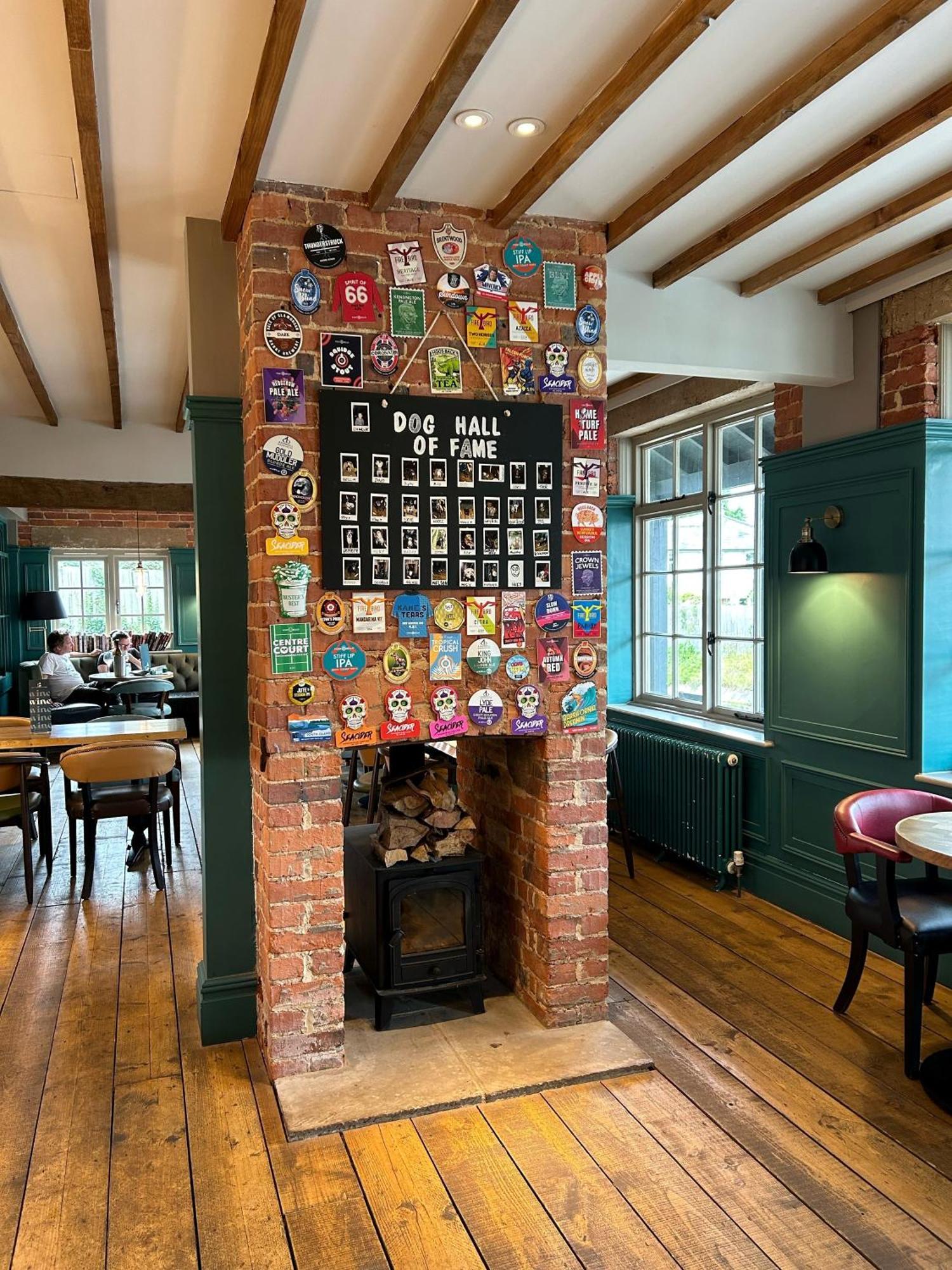 The Binsted Inn Alton  Eksteriør billede
